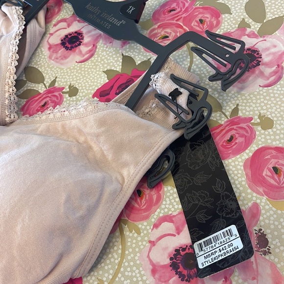 NWT Dusty Pale Mauve Seamless Comfort Bra by Kathy Ireland Intimates - Picture 8 of 8